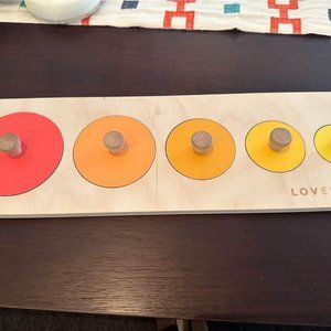Lovevery Circle of Friends Montessori Puzzle